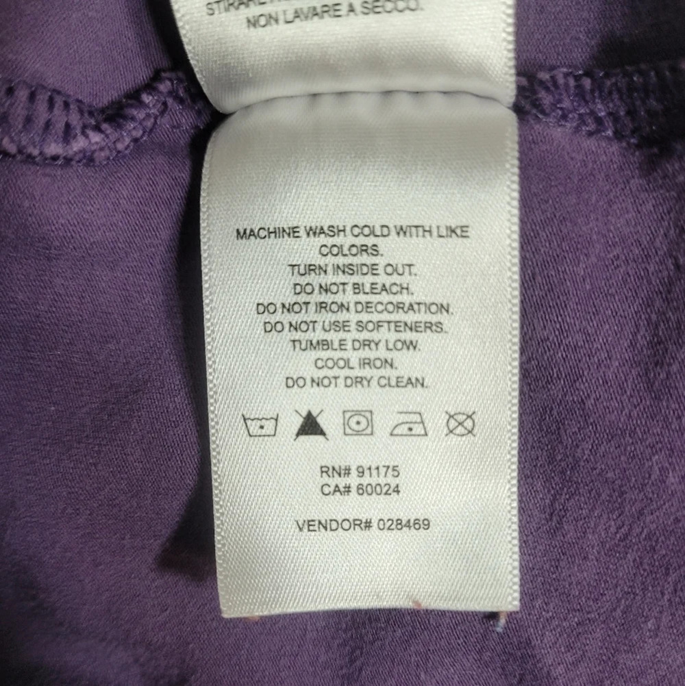Fila Cropped Purple T-Shirt sz S - Picture 8 of 9